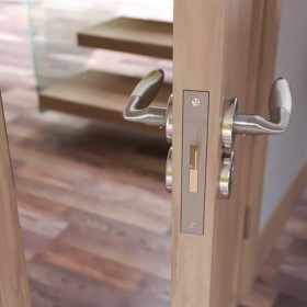 Internal door sale handles and locks